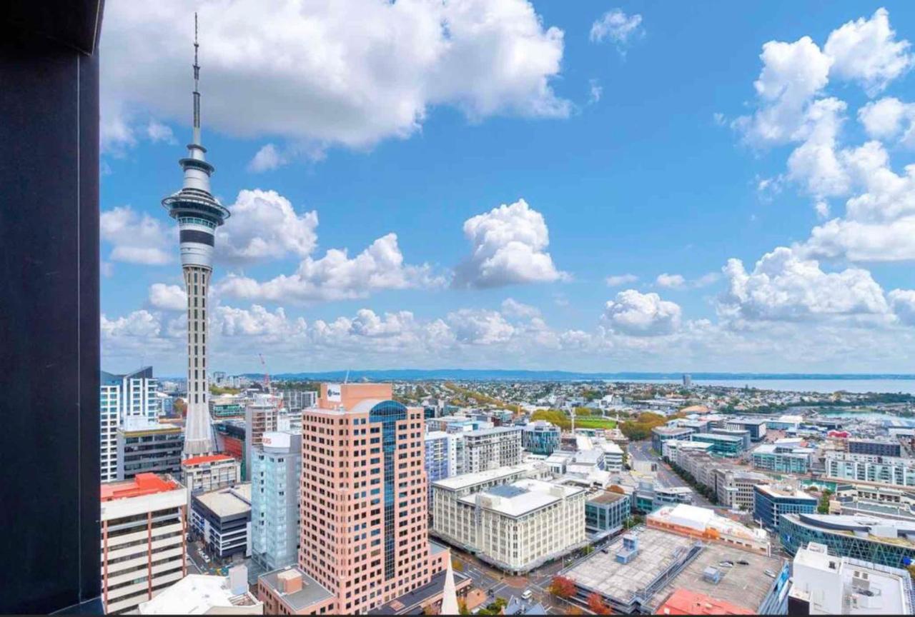 Magnificent Harbour View Skytower View Apartment In Cbd โอ๊คแลนด์ ภายนอก รูปภาพ